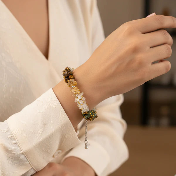 Dhan Sukh Chips Bracelet
